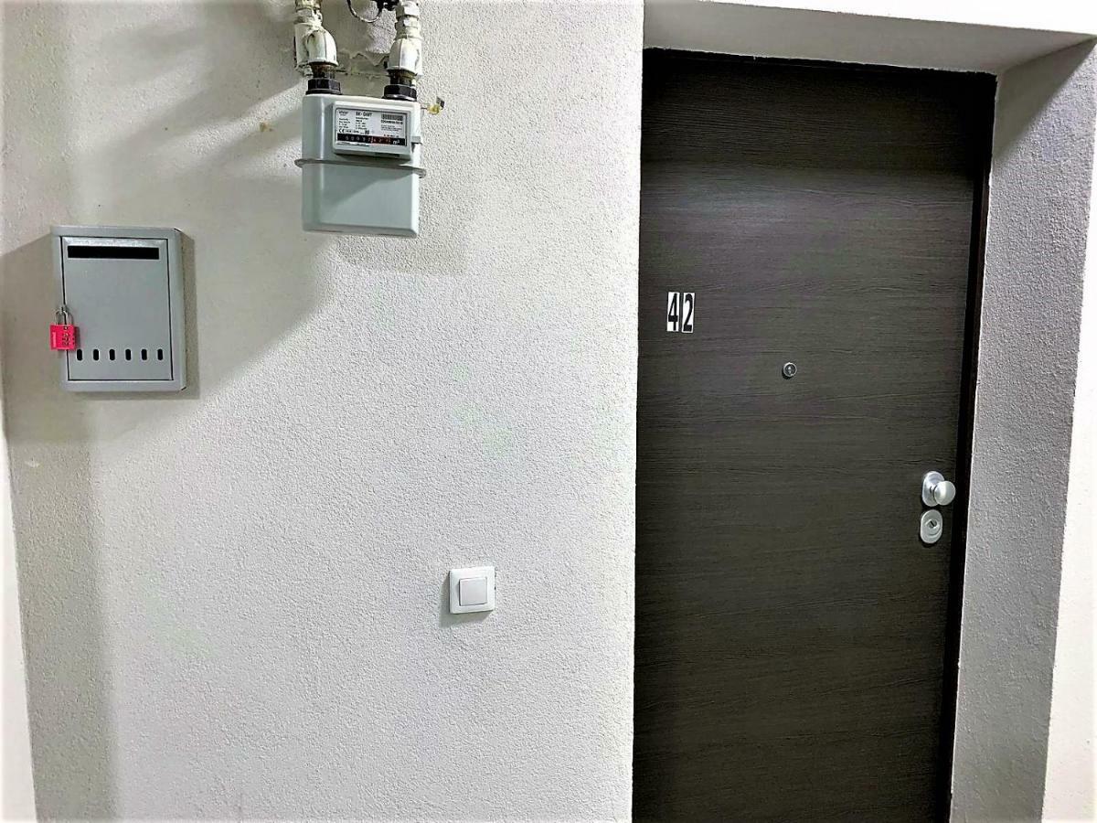 Apartment Plaza